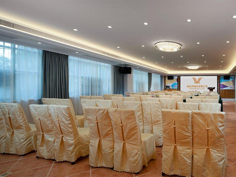 Vienna Hotel Chaozhou Plaza ภายนอก รูปภาพ